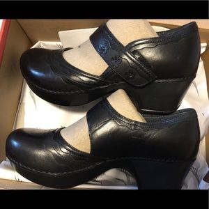 Dansko Harlow Mary Jane shoes